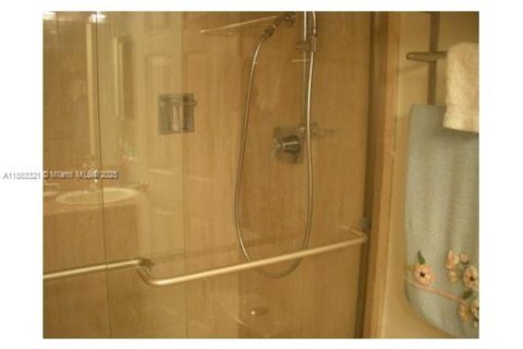 Copropriété à vendre à Hollywood, Floride: 2 chambres, 145.86 m2 № 2042203 - photo 15