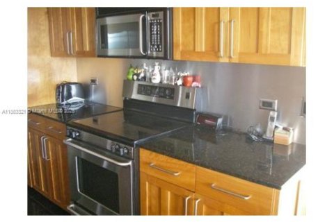 Copropriété à vendre à Hollywood, Floride: 2 chambres, 145.86 m2 № 2042203 - photo 9