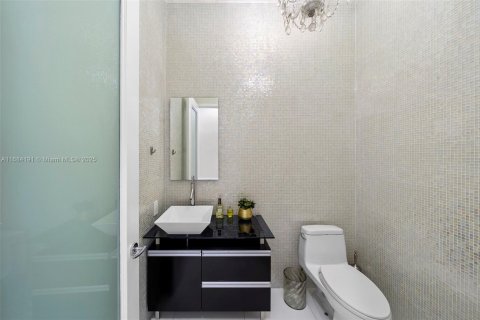 Купить таунхаус в Авентура, Флорида 4 спальни, 399.48м2, № 1428083 - фото 28
