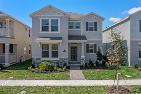House in Winter Garden, Florida 3 bedrooms, 205.87 sq.m. № 1798167 - photo 1