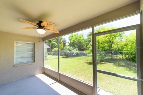 Villa ou maison à vendre à Palmetto, Floride: 2 chambres, 84.26 m2 № 2330910 - photo 23