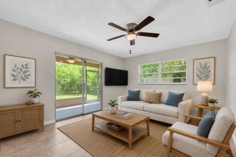 Villa ou maison à vendre à Palmetto, Floride: 2 chambres, 84.26 m2 № 2330910 - photo 3
