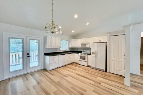 Villa ou maison à vendre à Orange City, Floride: 3 chambres, 114.83 m2 № 2406370 - photo 8