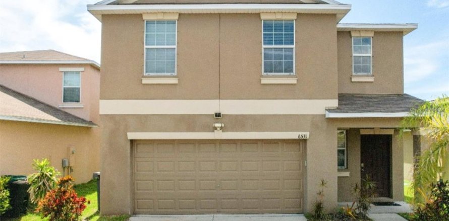 House in Ruskin, Florida 4 bedrooms, 186.45 sq.m. № 1869600