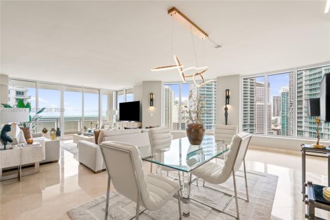 Condo in Miami, Florida, 3 bedrooms № 2180123 - photo 11
