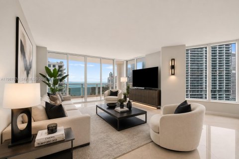 Condo in Miami, Florida, 3 bedrooms № 2180123