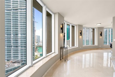 Condo in Miami, Florida, 3 bedrooms № 2180123 - photo 13