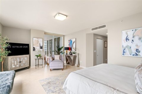 Condo in Miami, Florida, 3 bedrooms № 2180123 - photo 22