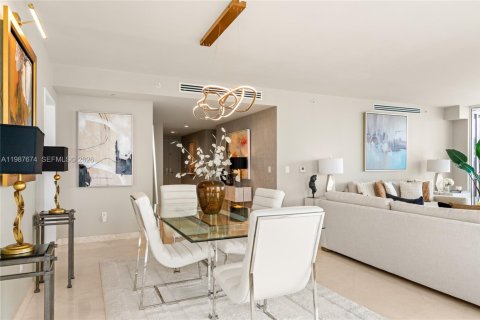 Condo in Miami, Florida, 3 bedrooms № 2180123 - photo 10