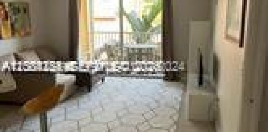 Apartment in Aventura, Florida 1 bedroom, 69.68 sq.m. № 2068424