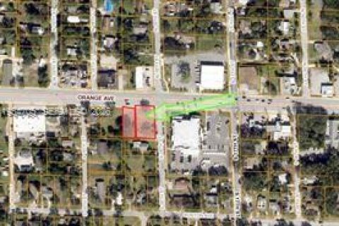 Commercial property in St. Lucie, Florida № 2009196