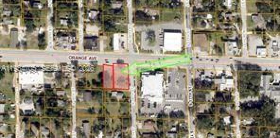 Commercial property in St. Lucie, Florida № 2009196