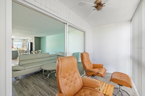 Condo in Sarasota, Florida, 2 bedrooms  № 2097558 - photo 28
