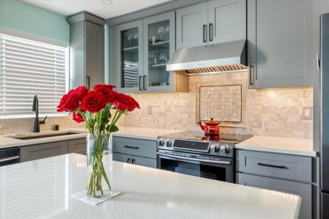 Condo in Sarasota, Florida, 2 bedrooms  № 2097558 - photo 10