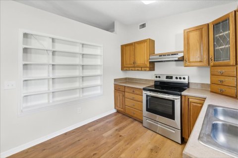 House in Edgewater, Florida 3 bedrooms, 129.51 sq.m. № 2394062 - photo 7