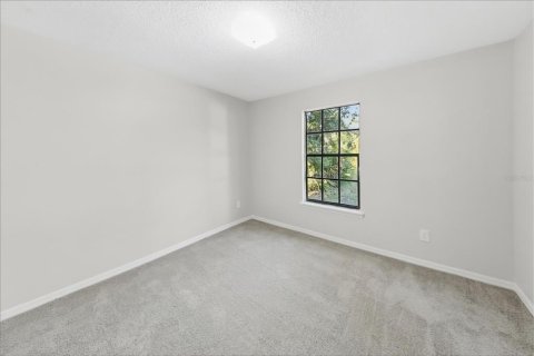 House in Edgewater, Florida 3 bedrooms, 129.51 sq.m. № 2394062 - photo 12