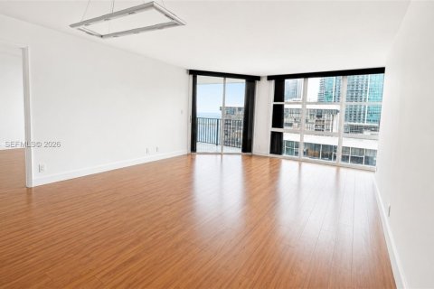 Copropriété à vendre à Miami, Floride: 1 chambre, 98.85 m2 № 2145910 - photo 3