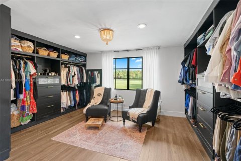 Casa en venta en Plantation, Florida, 4 dormitorios, 260.22 m2 № 1944620 - foto 13