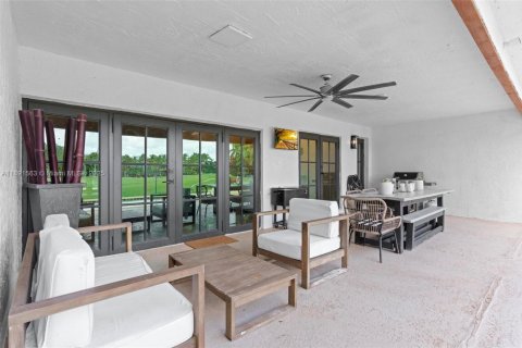 Casa en venta en Plantation, Florida, 4 dormitorios, 260.22 m2 № 1944620 - foto 23