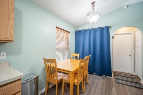 House in Land O' Lakes, Florida 3 bedrooms, 151.62 sq.m. № 1793287 - photo 6