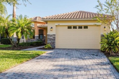 Casa en venta en Kissimmee, Florida, 3 dormitorios, 169.73 m2 № 1769030 - foto 1