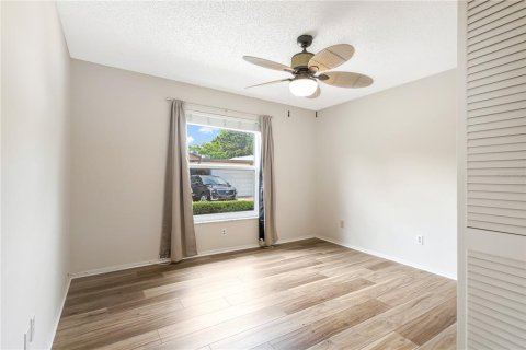 Villa ou maison à vendre à Palm Harbor, Floride: 2 chambres, 85.28 m2 № 2147616 - photo 23