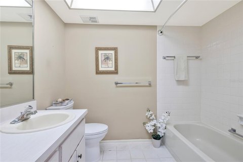 Villa ou maison à vendre à Palm Harbor, Floride: 2 chambres, 85.28 m2 № 2147616 - photo 6