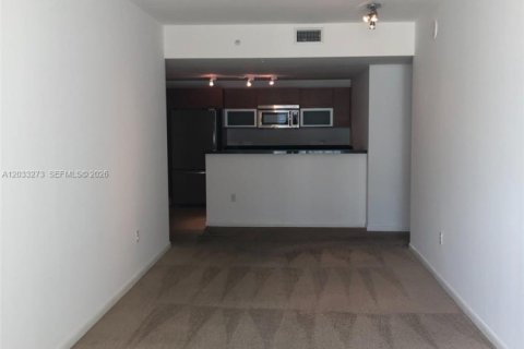 Condo in Miami, Florida, 1 bedroom  № 2171480 - photo 24