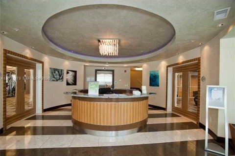 Condo in Miami, Florida, 1 bedroom  № 2171480 - photo 8