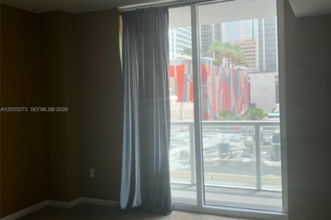 Condo in Miami, Florida, 1 bedroom  № 2171480 - photo 17
