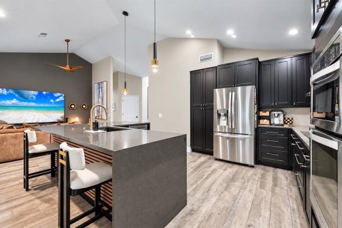 Villa ou maison à vendre à Sarasota, Floride: 3 chambres, 144.93 m2 № 2415543 - photo 13