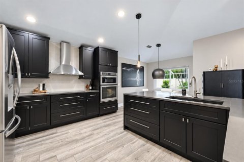 Villa ou maison à vendre à Sarasota, Floride: 3 chambres, 144.93 m2 № 2415543 - photo 15