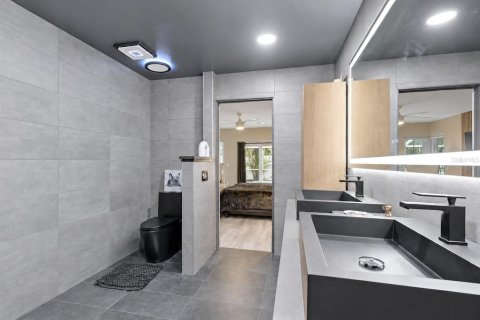 Villa ou maison à vendre à Sarasota, Floride: 3 chambres, 144.93 m2 № 2415543 - photo 23