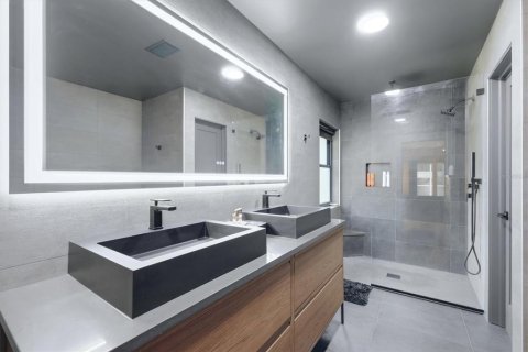 Villa ou maison à vendre à Sarasota, Floride: 3 chambres, 144.93 m2 № 2415543 - photo 22