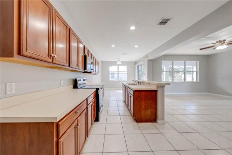 Villa ou maison à vendre à Kissimmee, Floride: 5 chambres, 290.51 m2 № 1559413 - photo 10