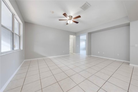 Villa ou maison à vendre à Kissimmee, Floride: 5 chambres, 290.51 m2 № 1559413 - photo 22
