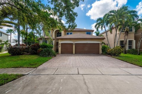 Villa ou maison à vendre à Miramar, Floride: 5 chambres, 306.11 m2 № 2007537 - photo 3