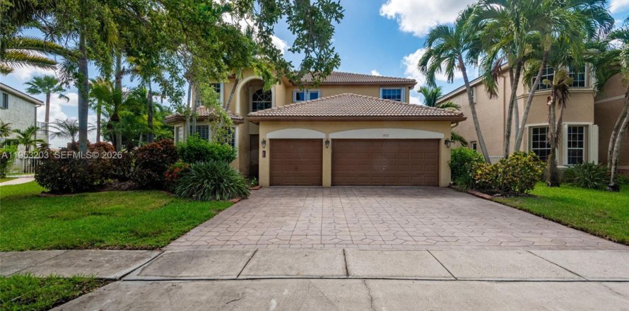 Villa ou maison à Miramar, Floride 5 chambres, 306.11 m2 № 2007537