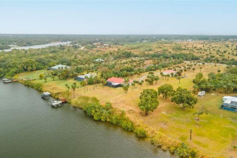 Land in LaBelle, Florida № 2031490 - photo 3