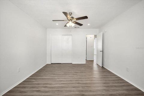 Condo in Altamonte Springs, Florida, 3 bedrooms  № 1846993 - photo 14