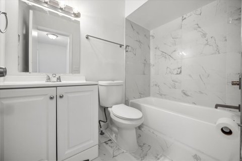 Condo in Altamonte Springs, Florida, 3 bedrooms  № 1846993 - photo 23