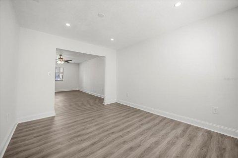 Condo in Altamonte Springs, Florida, 3 bedrooms  № 1846993 - photo 10