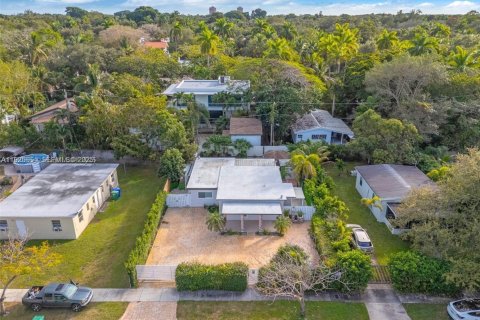 Casa en venta en Miami, Florida, 3 dormitorios, 102.19 m2 № 1984145 - foto 17