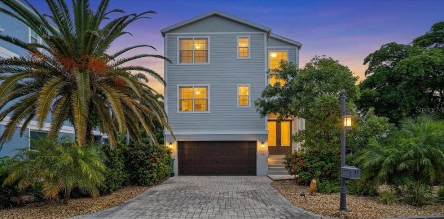 Villa ou maison à Longboat Key, Floride 3 chambres, 265.33 m2 № 2393744