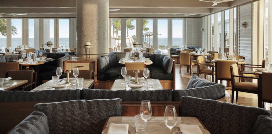 Apartment in FOUR SEASONS in Fort Lauderdale, Florida 2 bedrooms, 208 sq.m. № 60496