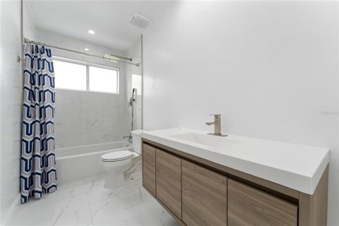 Casa en venta en Orlando, Florida, 3 dormitorios, 130.62 m2 № 2167292 - foto 20