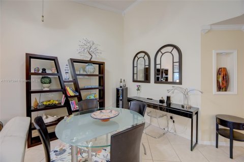 Townhouse in Deerfield Beach, Florida 3 bedrooms, 126.72 sq.m. № 1937273 - photo 8