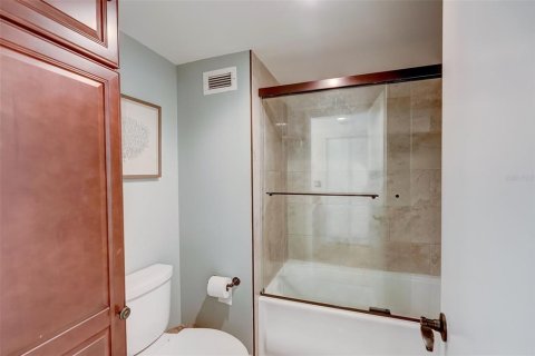 Condominio en alquiler en Longboat Key, Florida, 2 dormitorios, 136.57 m2 № 338779 - foto 22