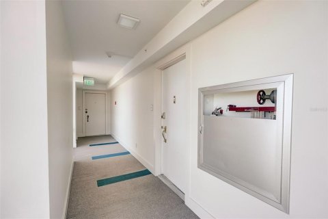 Condominio en alquiler en Longboat Key, Florida, 2 dormitorios, 136.57 m2 № 338779 - foto 25
