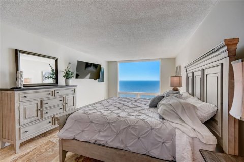 Condominio en alquiler en Longboat Key, Florida, 2 dormitorios, 136.57 m2 № 338779 - foto 19